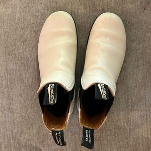 Pearl White Blundstone High Top Boots Womens 9.5